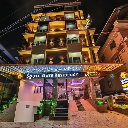 South Gate Residency Hotel Kochi Eksteriør billede