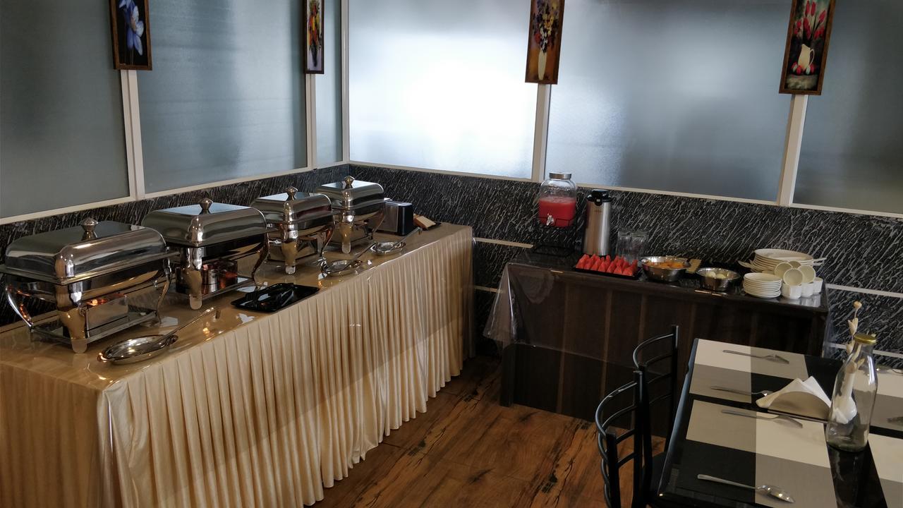 South Gate Residency Hotel Kochi Eksteriør billede