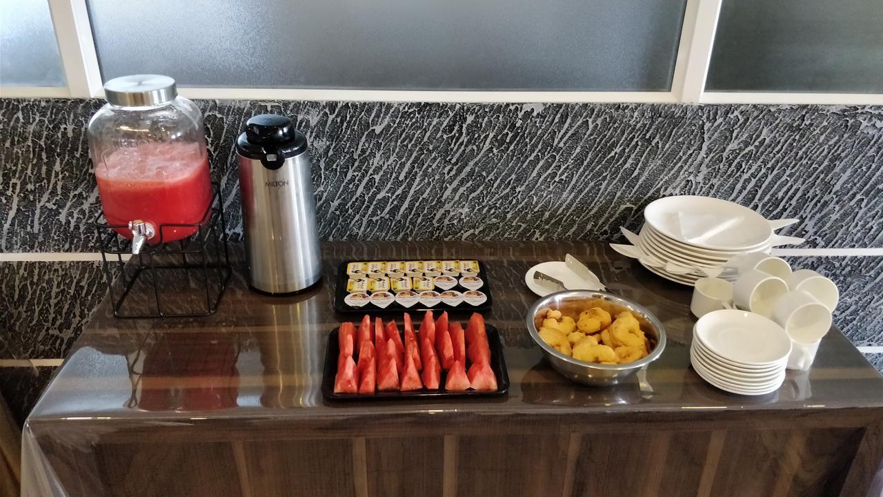 South Gate Residency Hotel Kochi Eksteriør billede
